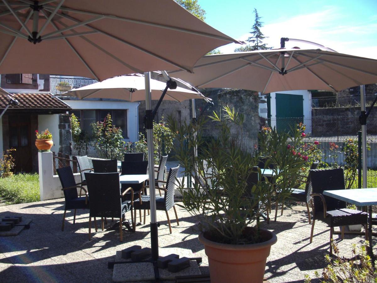 Refuge D'Etape Zuharpeta Randonneur Pelerin Hostel Saint-Jean-Pied-de-Port Exterior foto
