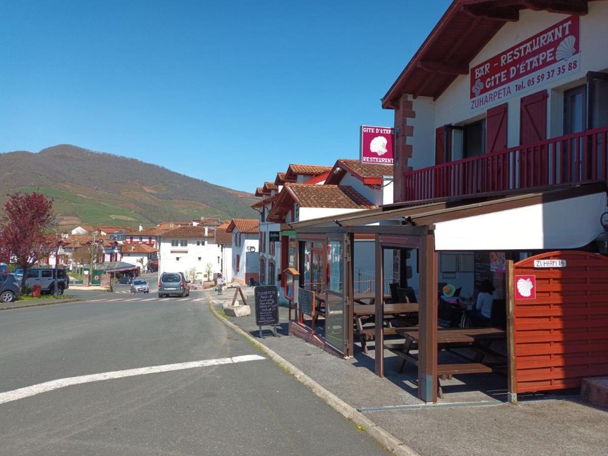 Refuge D'Etape Zuharpeta Randonneur Pelerin Hostel Saint-Jean-Pied-de-Port Exterior foto